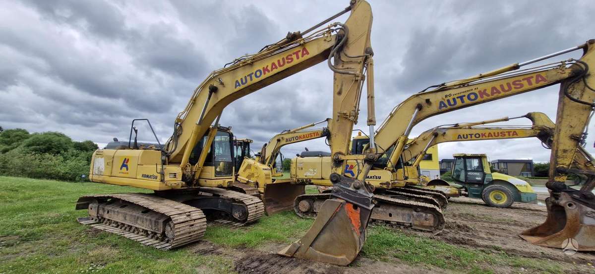 Komatsu PC210LC-8, экскаваторы
