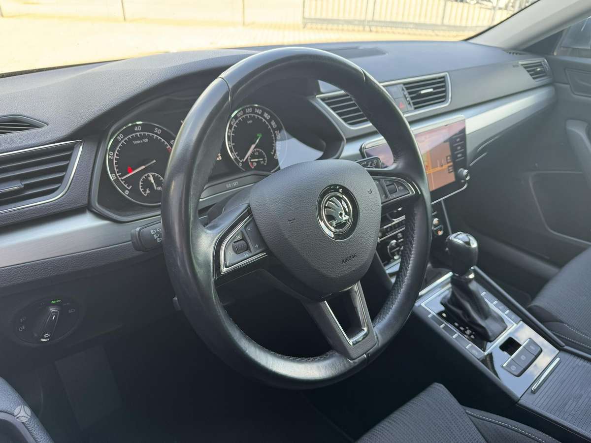 Skoda Superb, 1.4 l., Универсал
