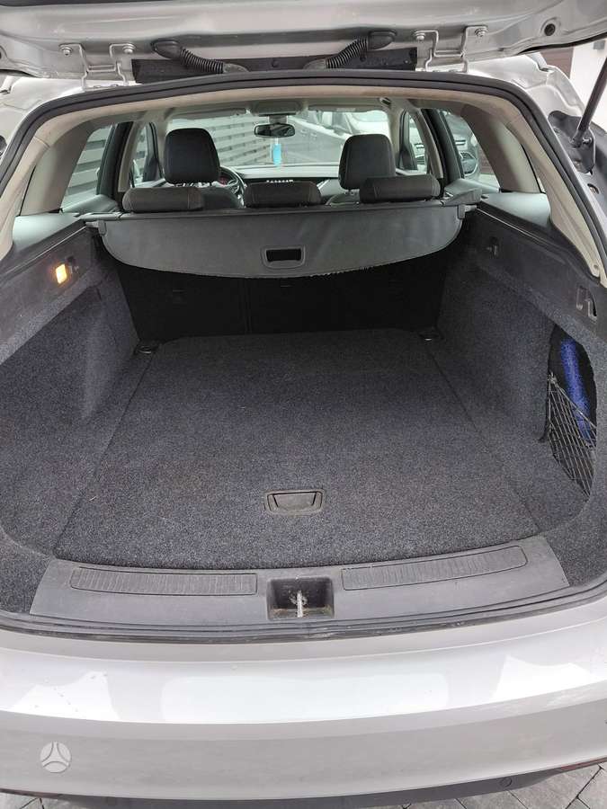 Opel Insignia, 1.6 l., Универсал