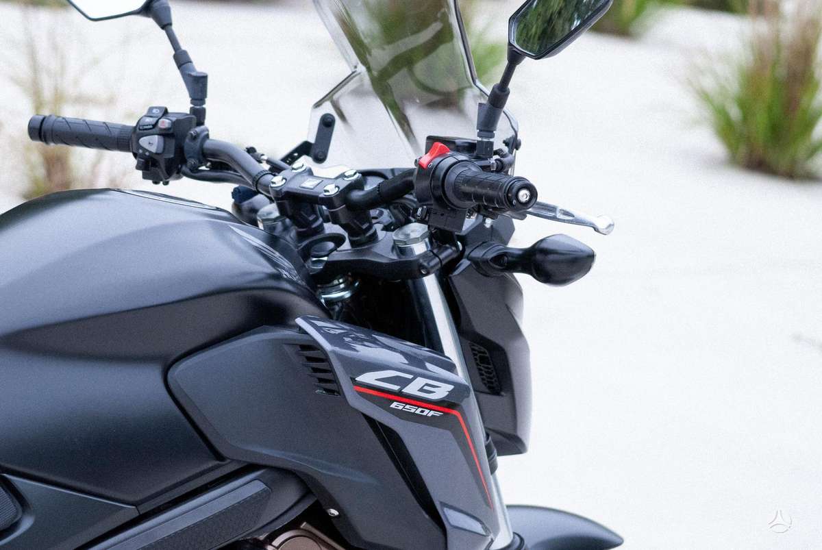 Honda CB 650cc, street / классические