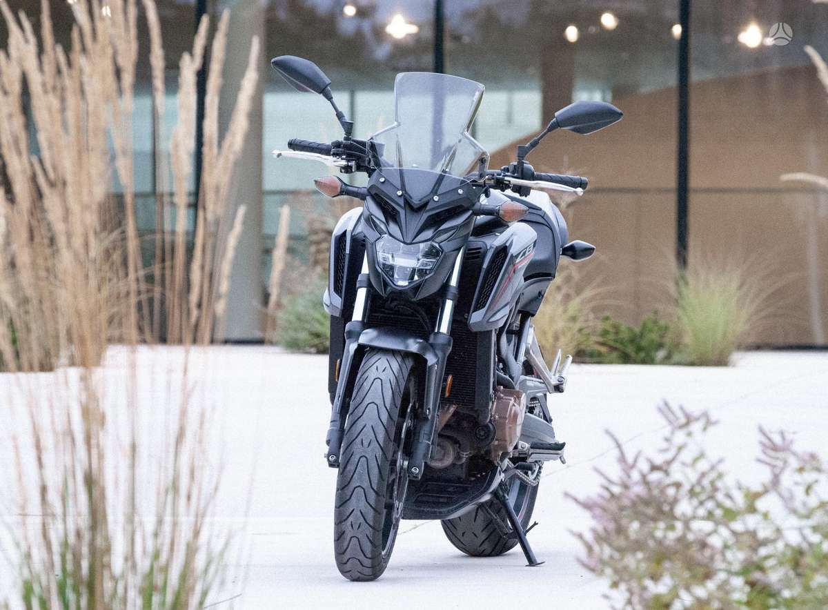 Honda CB 650cc, street / классические