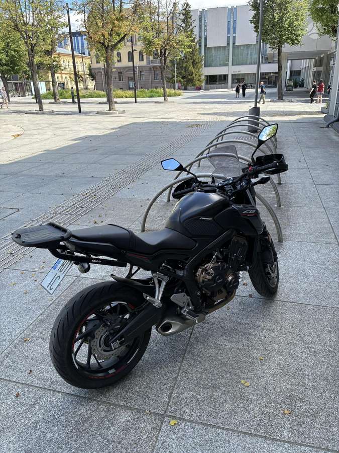 Honda CB 650cc, street / классические