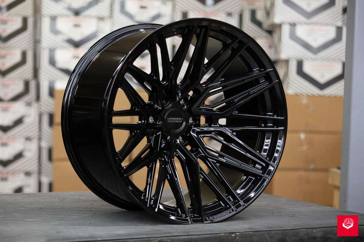 Vossen HF6-5 (6lug), light alloy, R20
