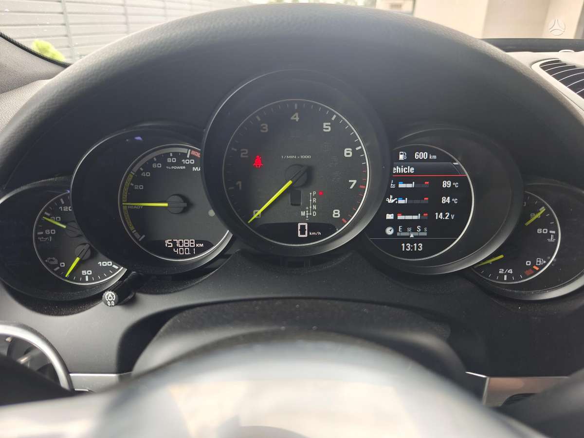 Porsche Cayenne - 11