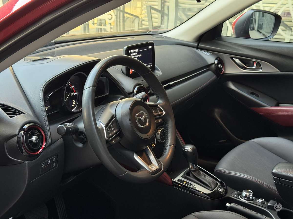 Mazda CX-3, 2.0 l., hatchback