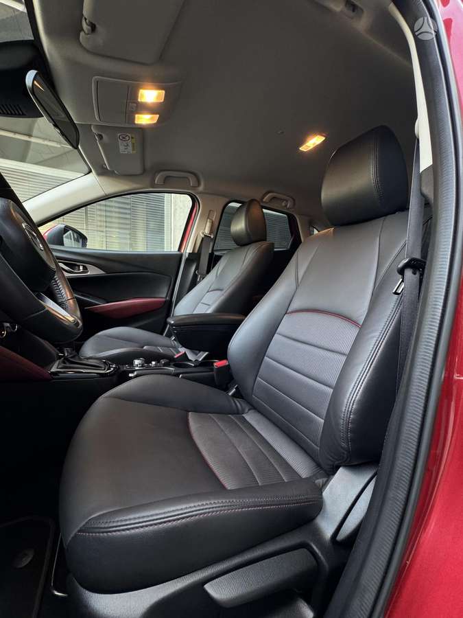 Mazda CX-3, 2.0 l., hatchback
