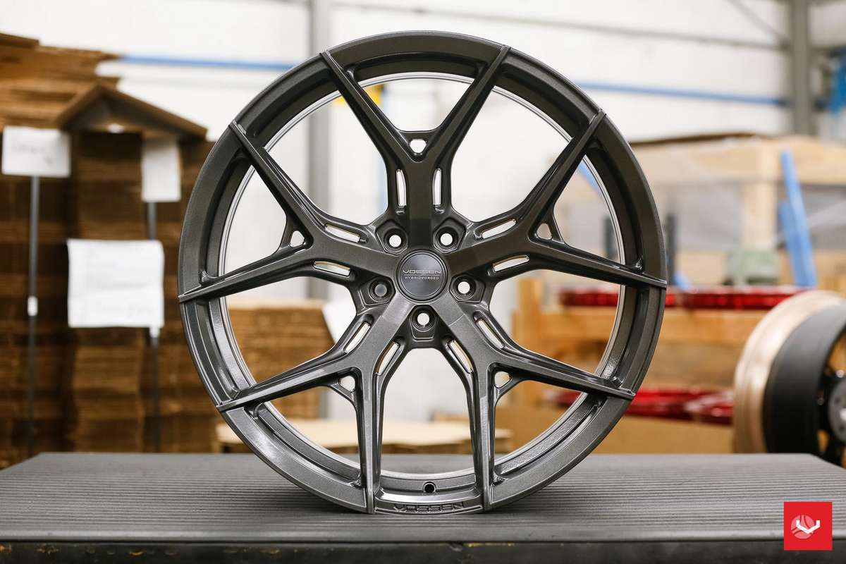 Vossen HF5, lengvojo lydinio, R20