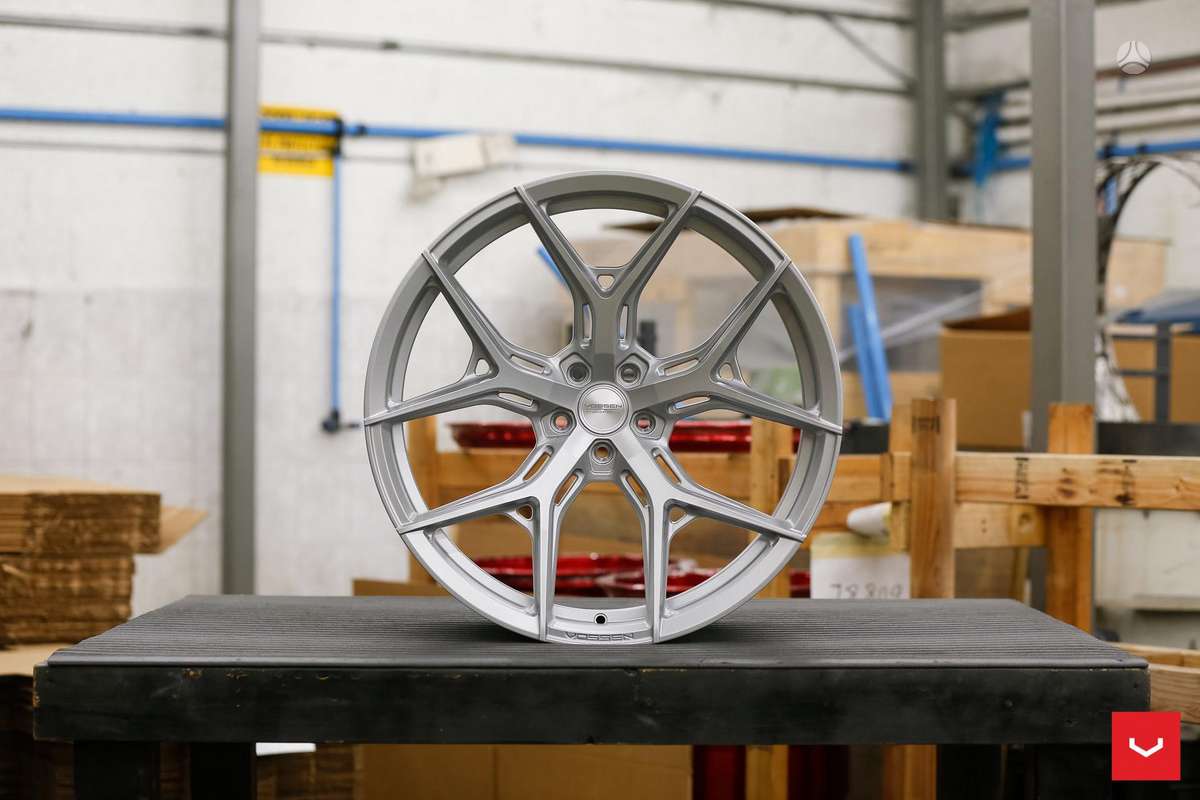 Vossen HF5, lengvojo lydinio, R20