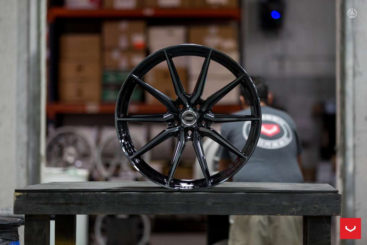 Vossen HF3, light alloy, R20