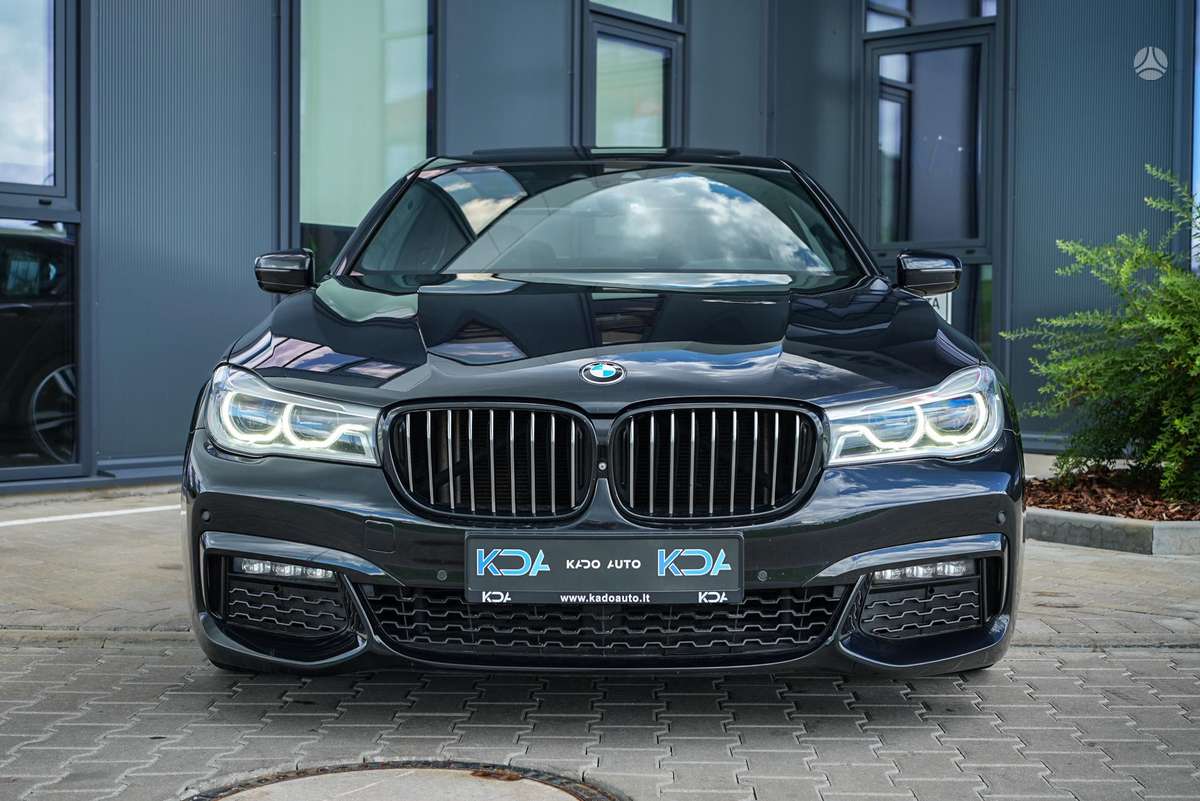 BMW 730, 3.0 l., Седан