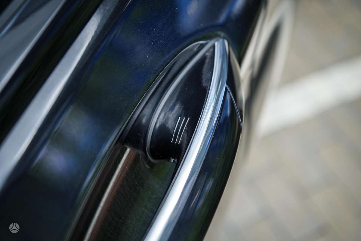 BMW 730, 3.0 l., Седан