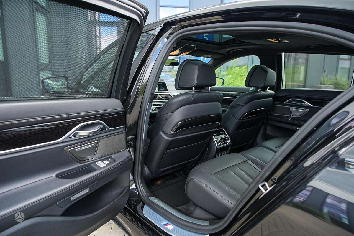 BMW 730, 3.0 l., Седан