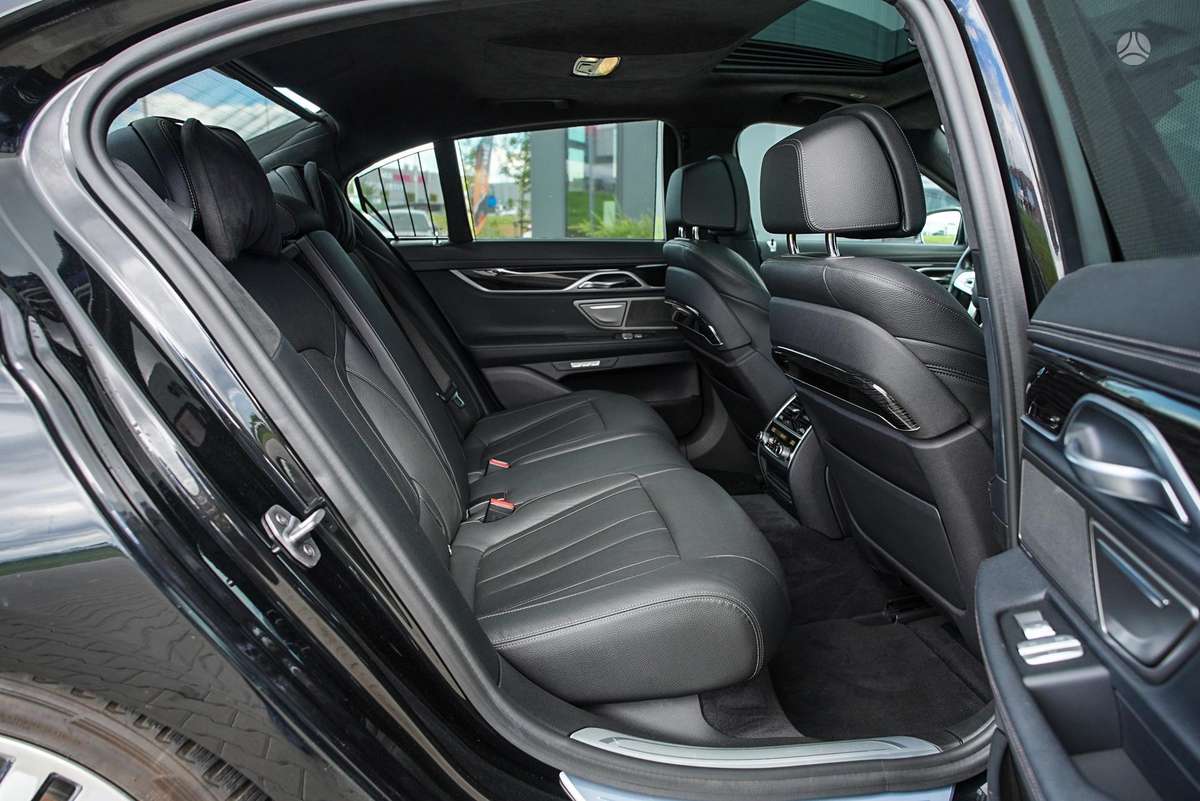 BMW 730, 3.0 l., Седан