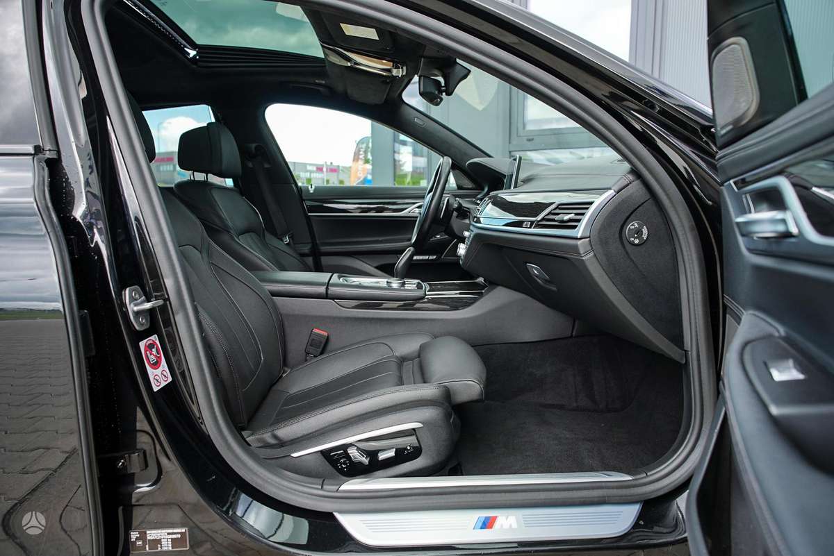 BMW 730, 3.0 l., Седан