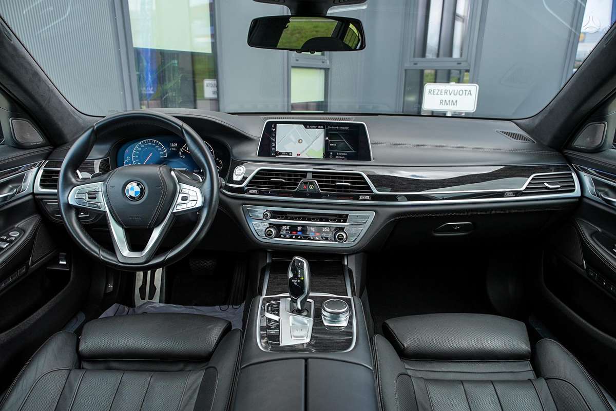 BMW 730, 3.0 l., Седан