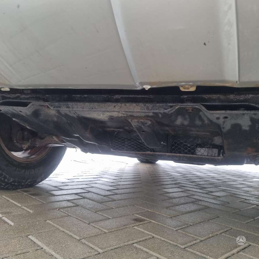 Toyota Land Cruiser - 8
