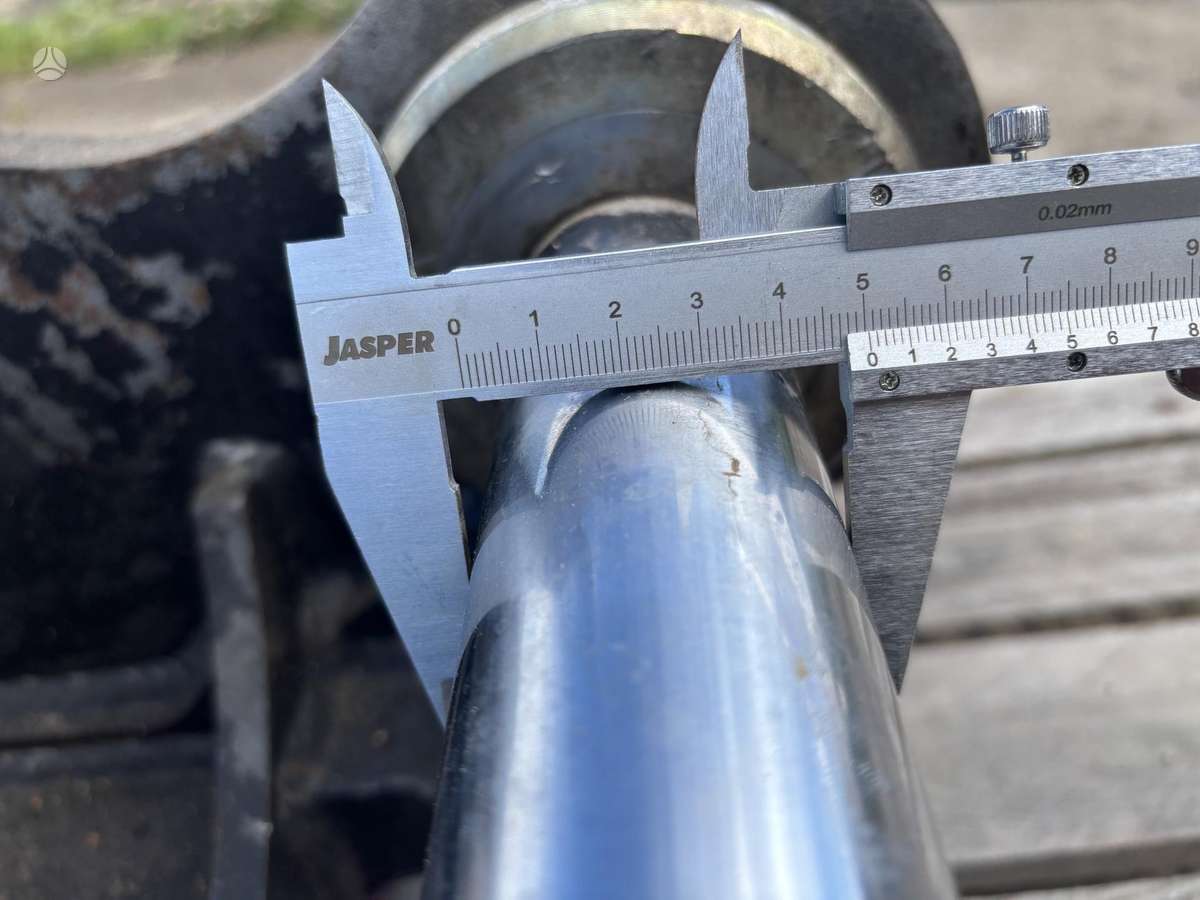 -Kita- Engcon S45, ковши