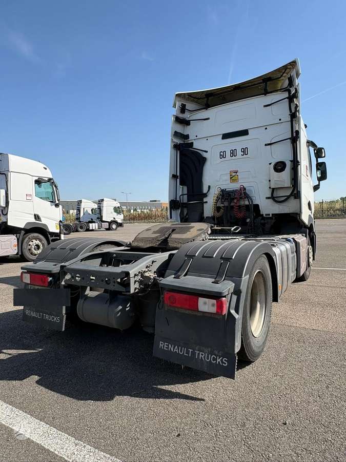 Renault T 480, 2 miegamosios vietos