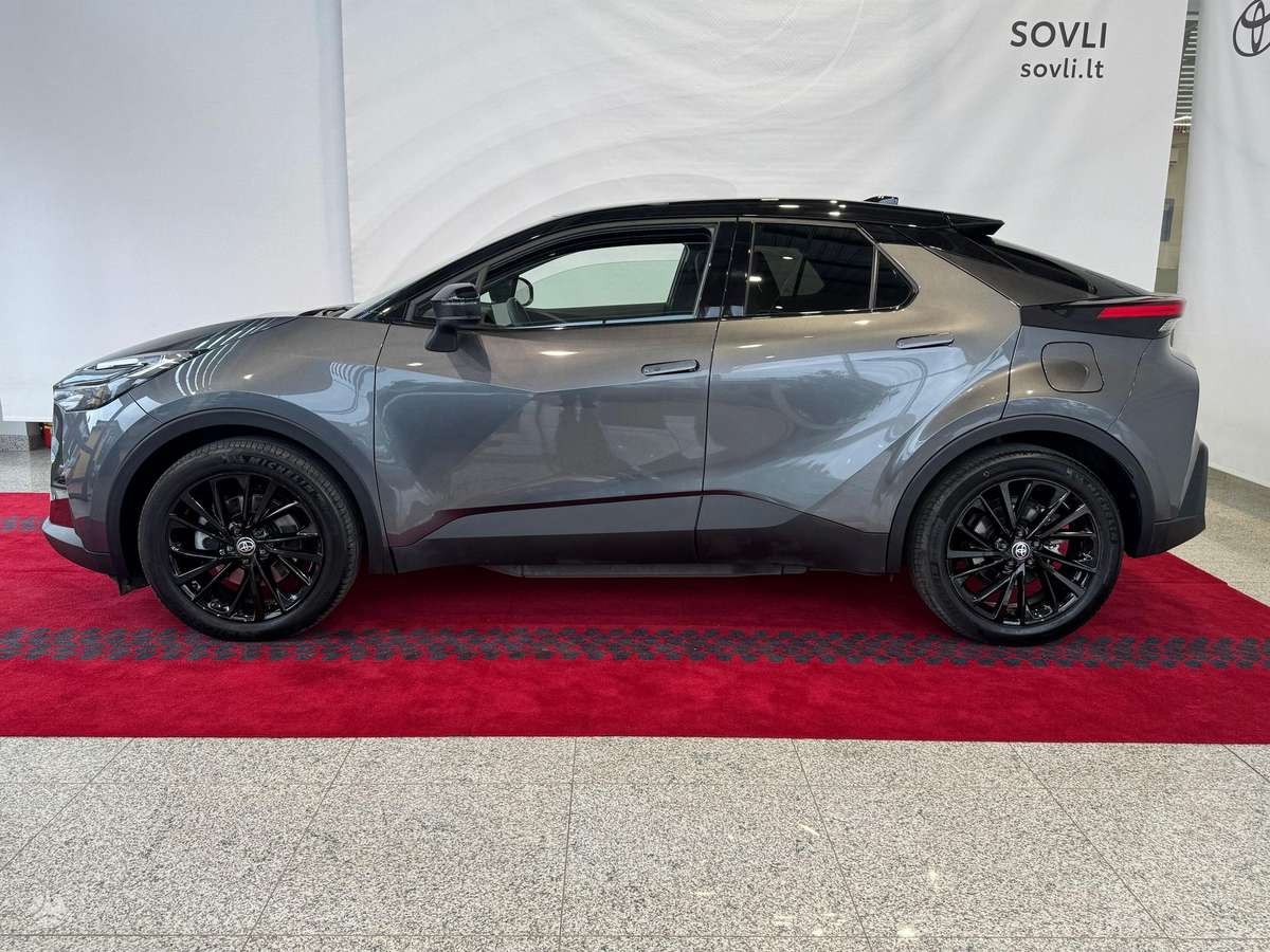 Toyota C-HR - 4