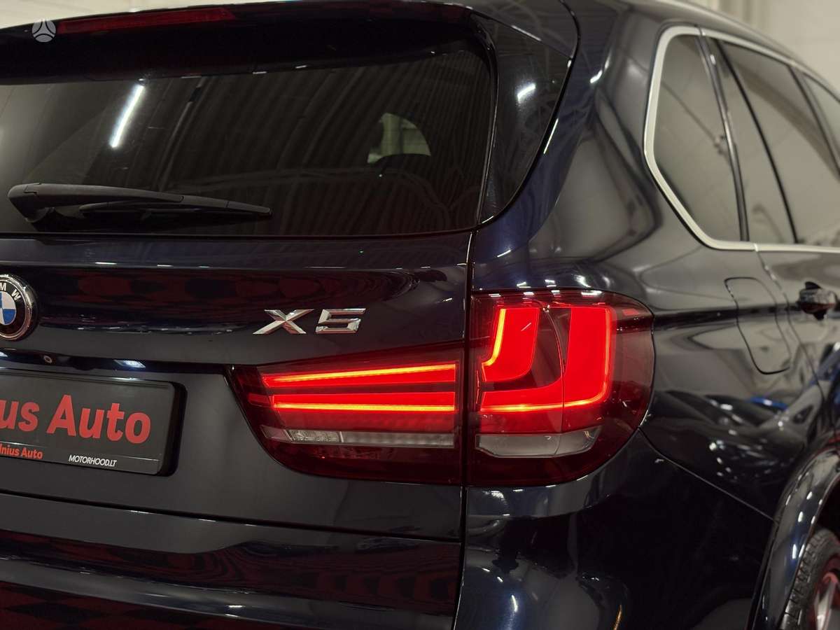 BMW X5, 3.0 l., off-road / crossover