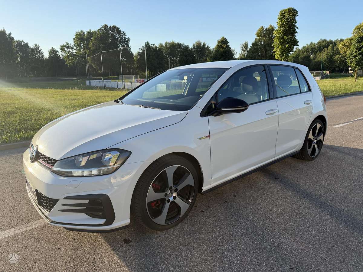 Volkswagen Golf, 2.0 l., Хэтчбек