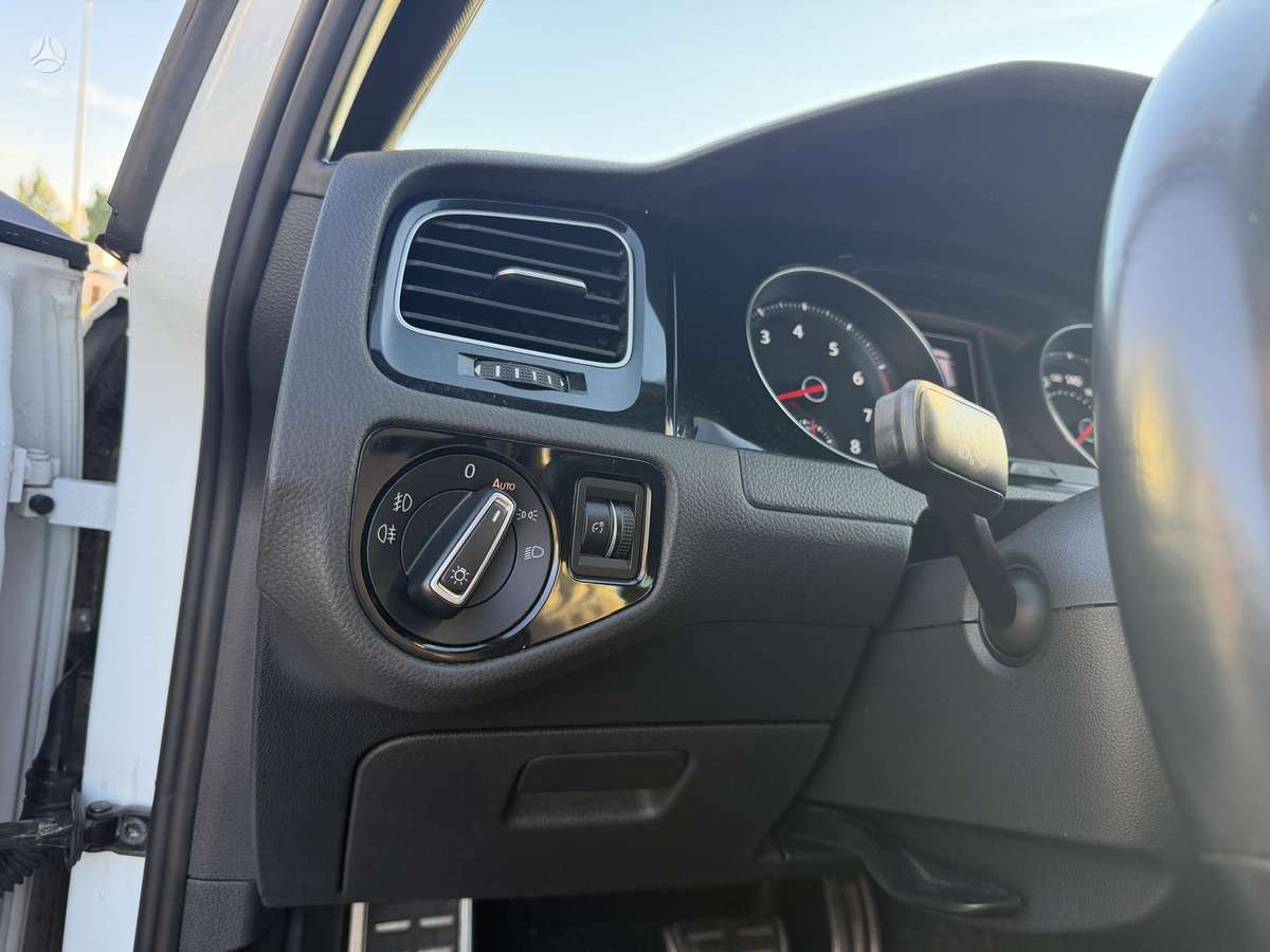 Volkswagen Golf, 2.0 l., Хэтчбек