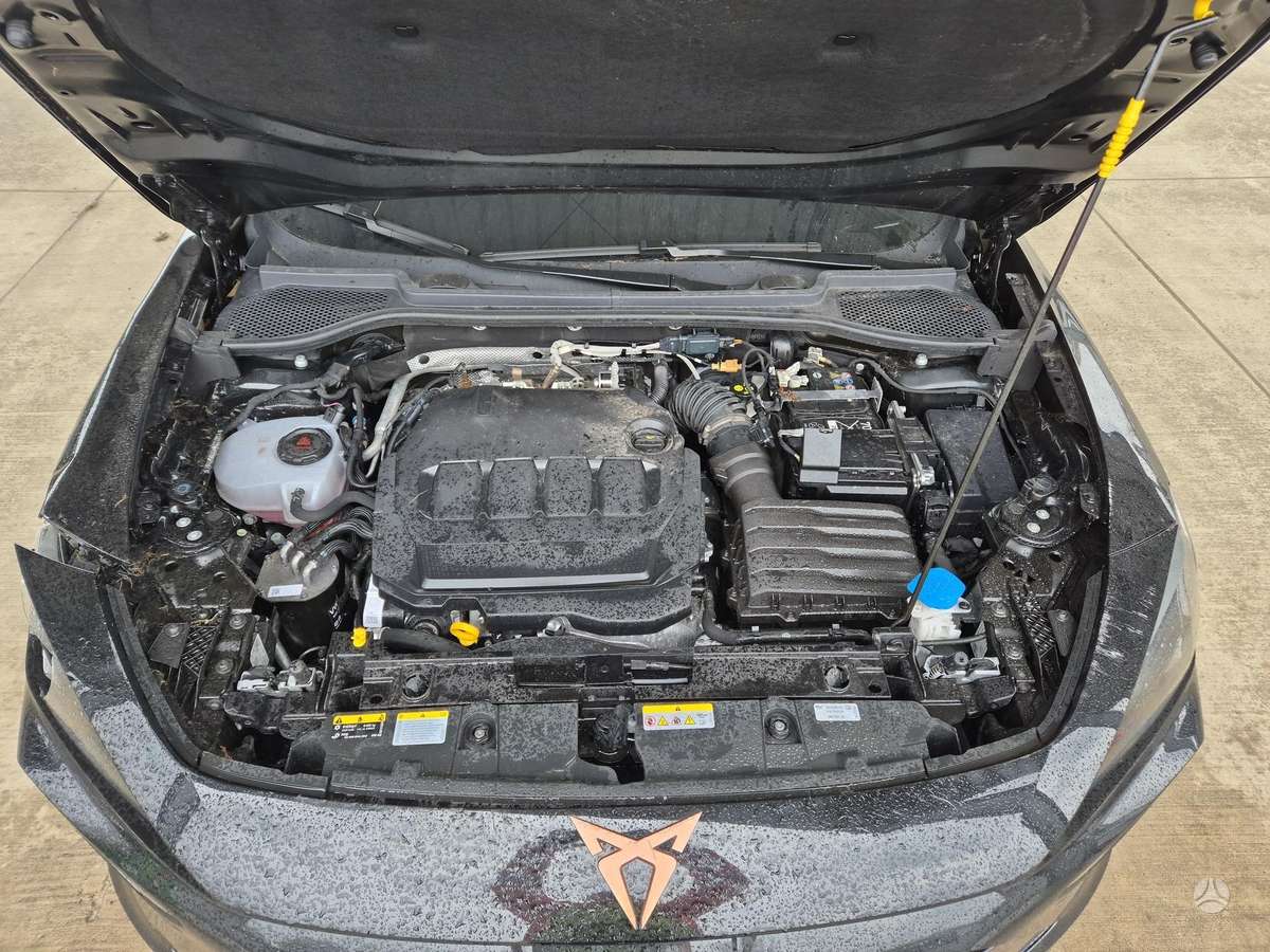 Cupra Formentor, 2.0 l., Минивэн