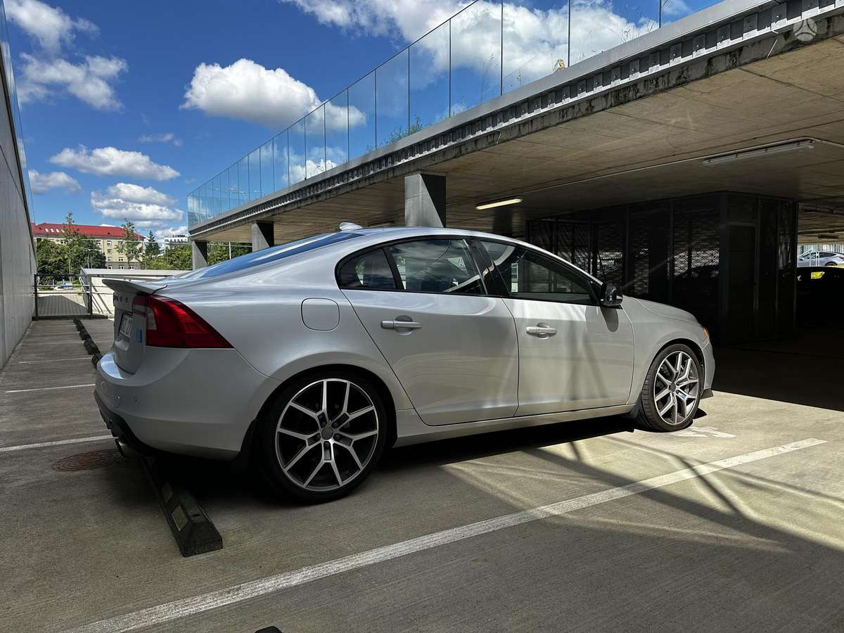 Volvo S60, 3.0 l., Седан