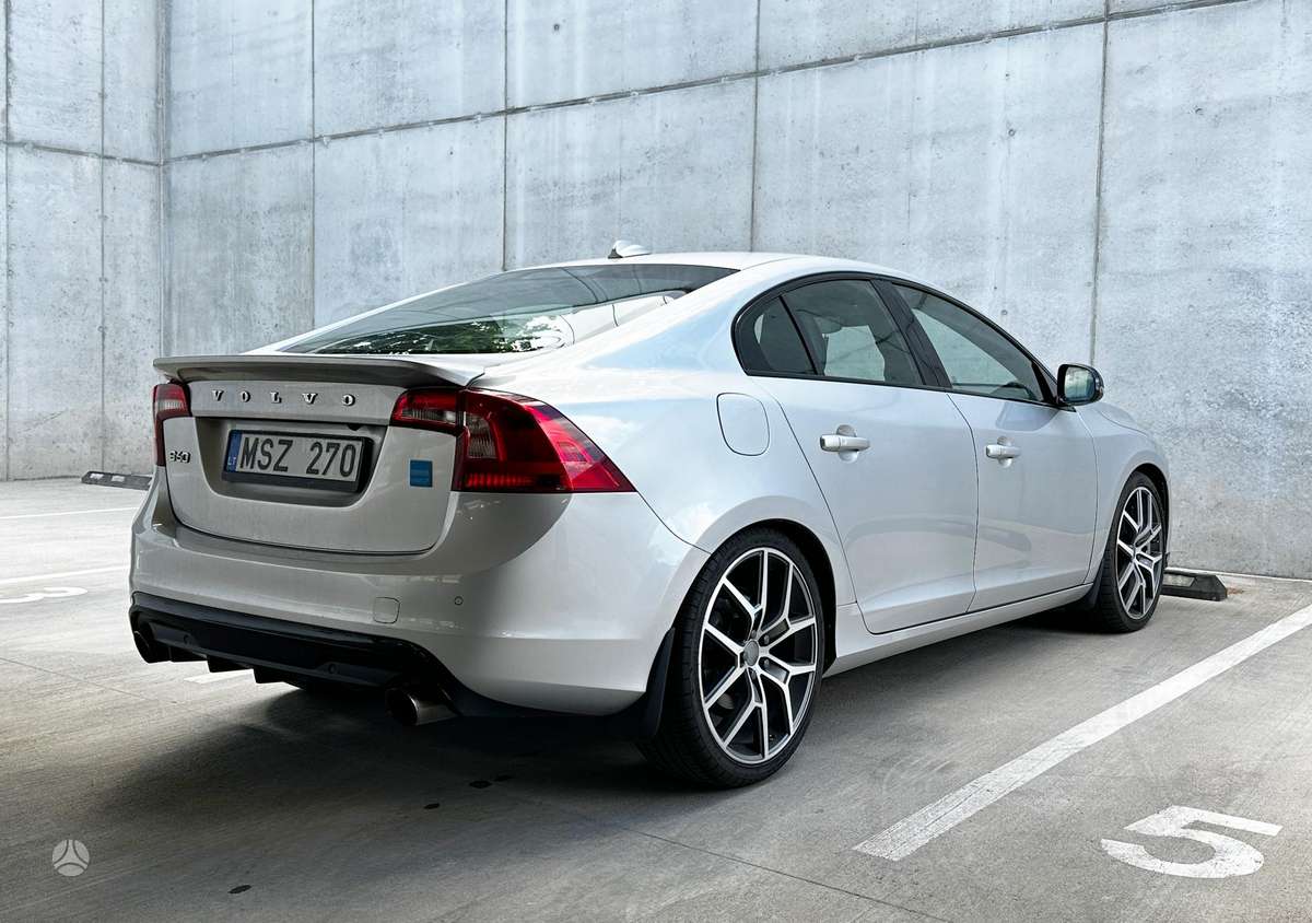 Volvo S60, 3.0 l., Седан