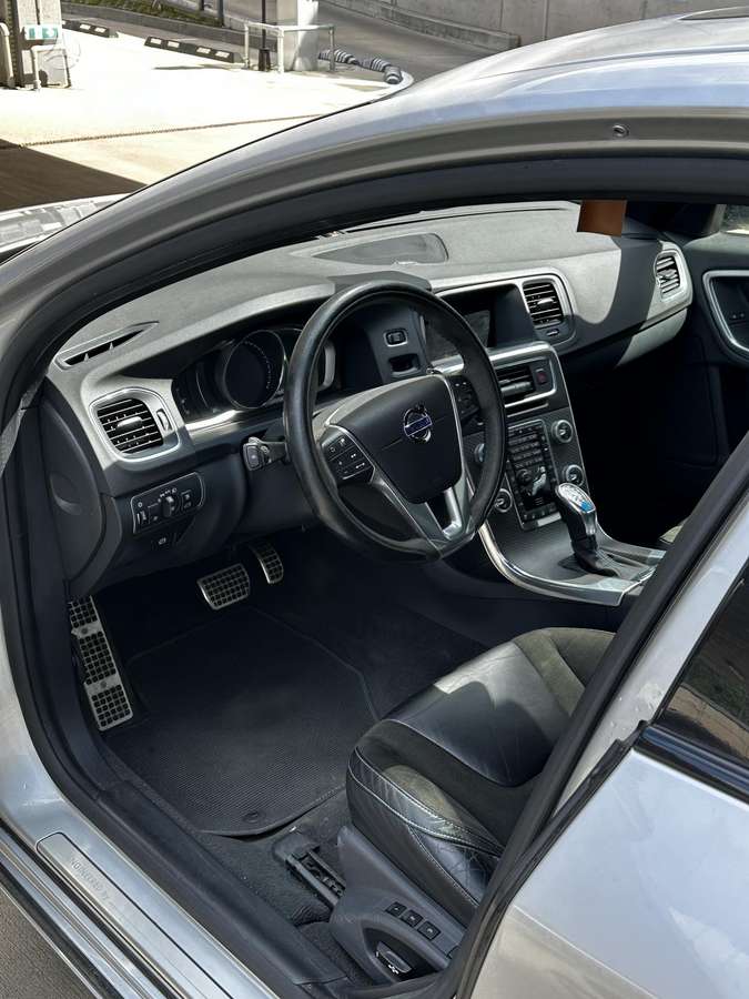 Volvo S60, 3.0 l., Седан