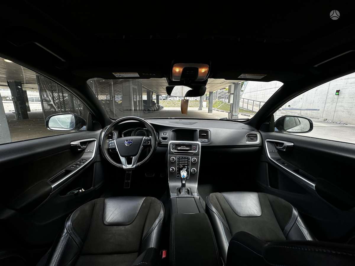 Volvo S60, 3.0 l., Седан