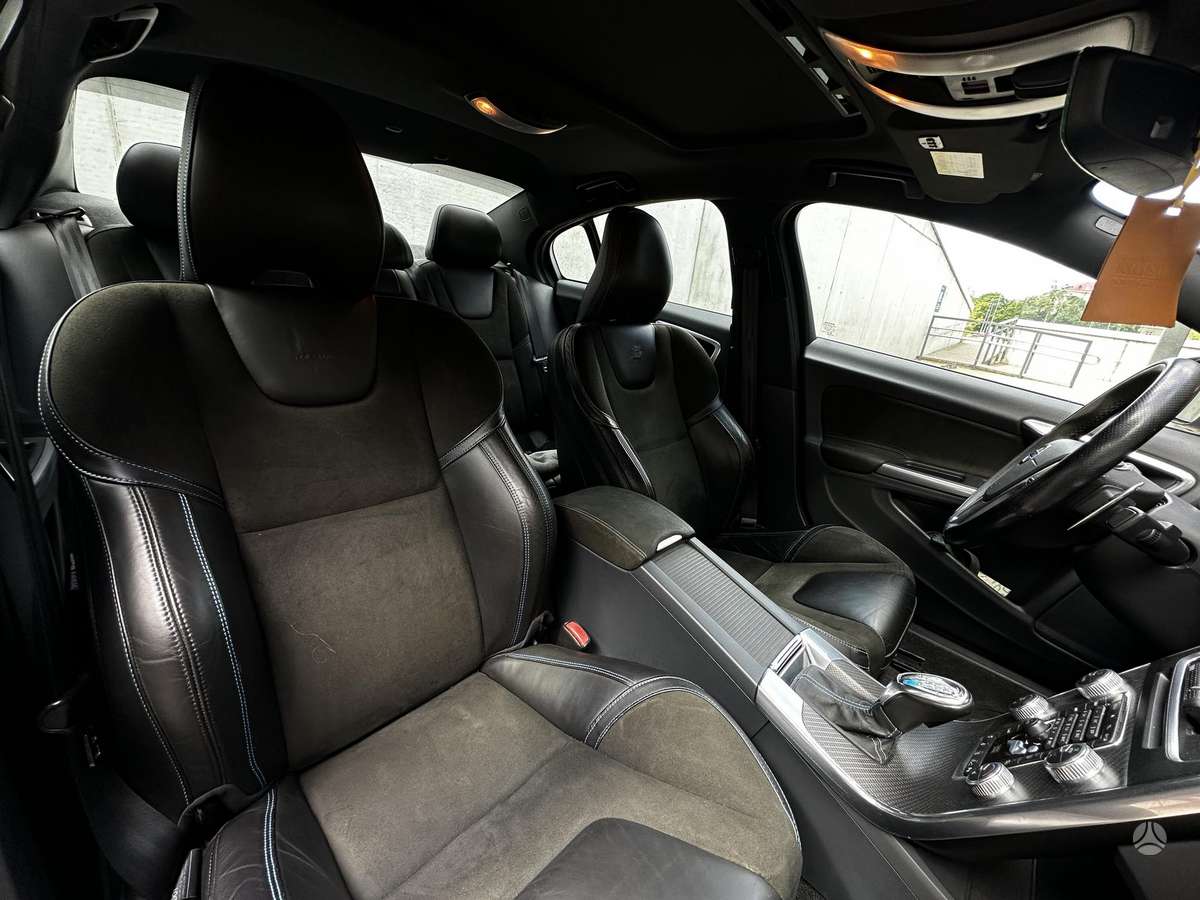 Volvo S60, 3.0 l., Седан