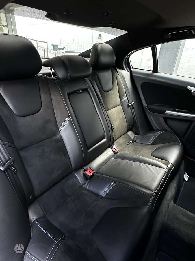 Volvo S60, 3.0 l., Седан