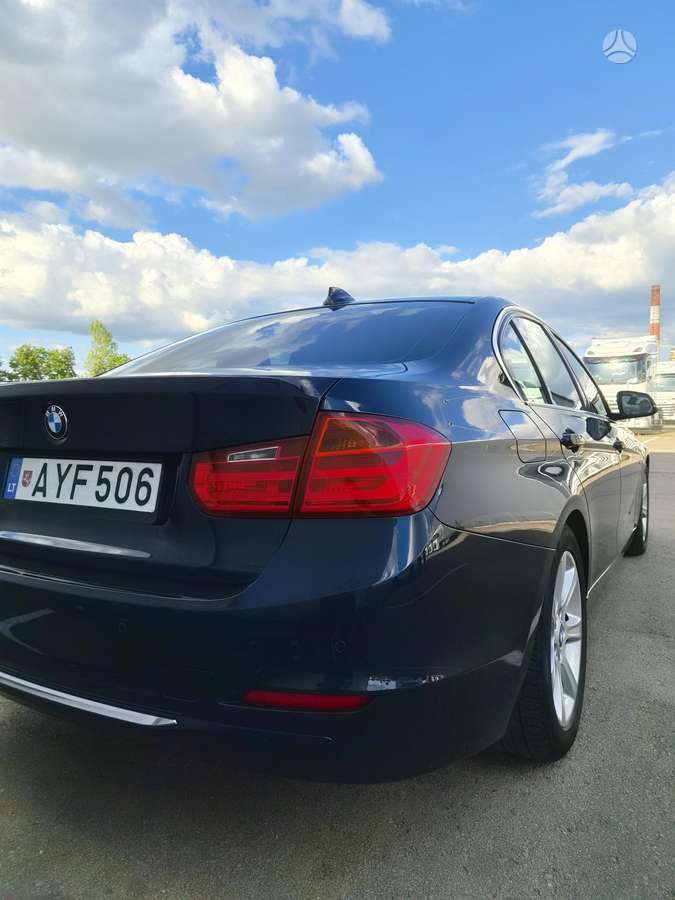 BMW 320, 2.0 l., Седан