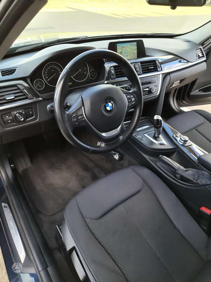 BMW 320, 2.0 l., Седан