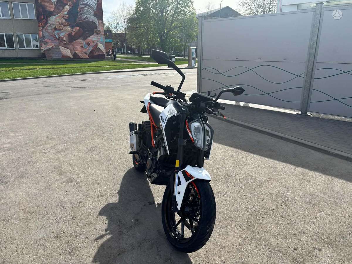 KTM Duke 125cc, street / classic