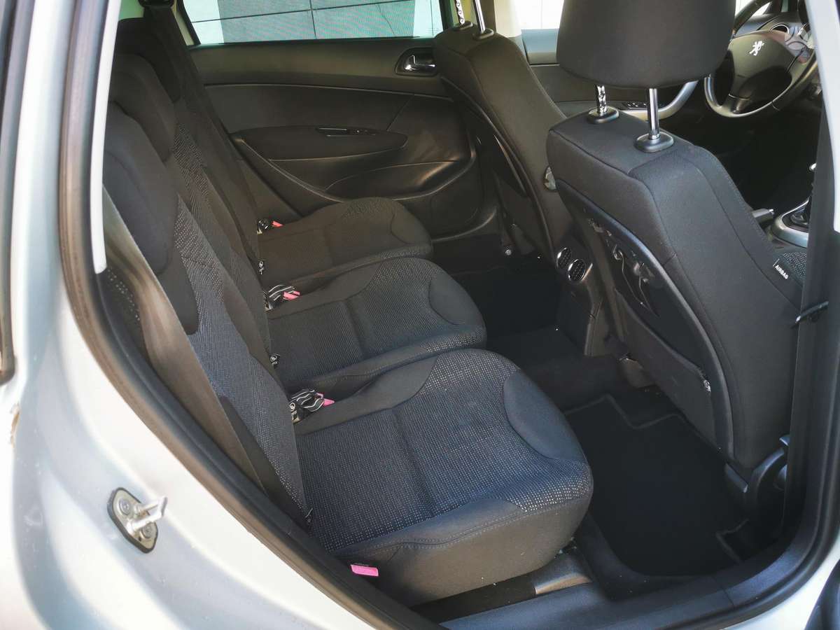 Peugeot 308, 2.0 l., Универсал