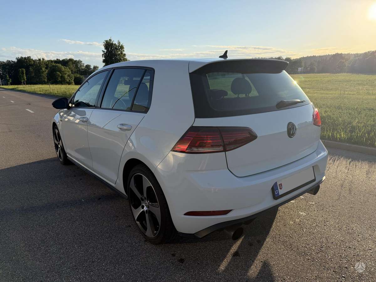 Volkswagen Golf, 2.0 l., Хэтчбек