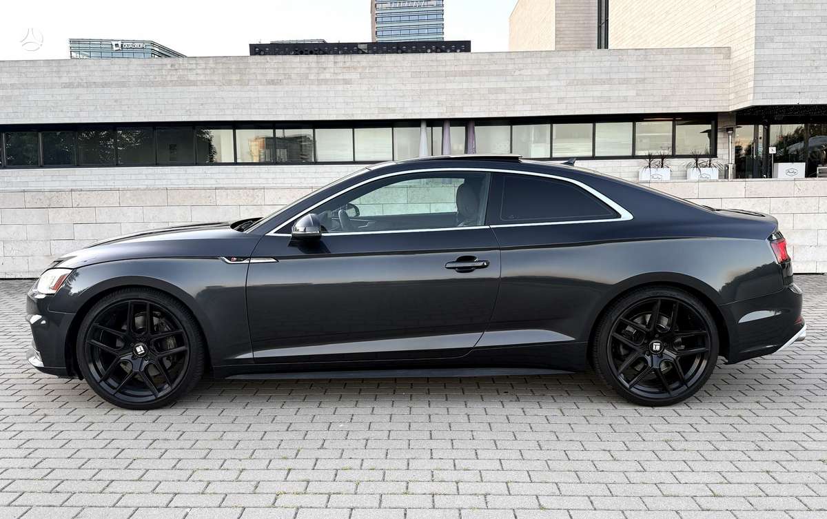 Audi A5, 2.0 l., coupe