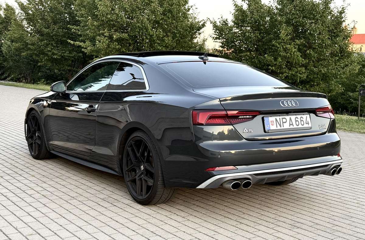 Audi A5, 2.0 l., coupe