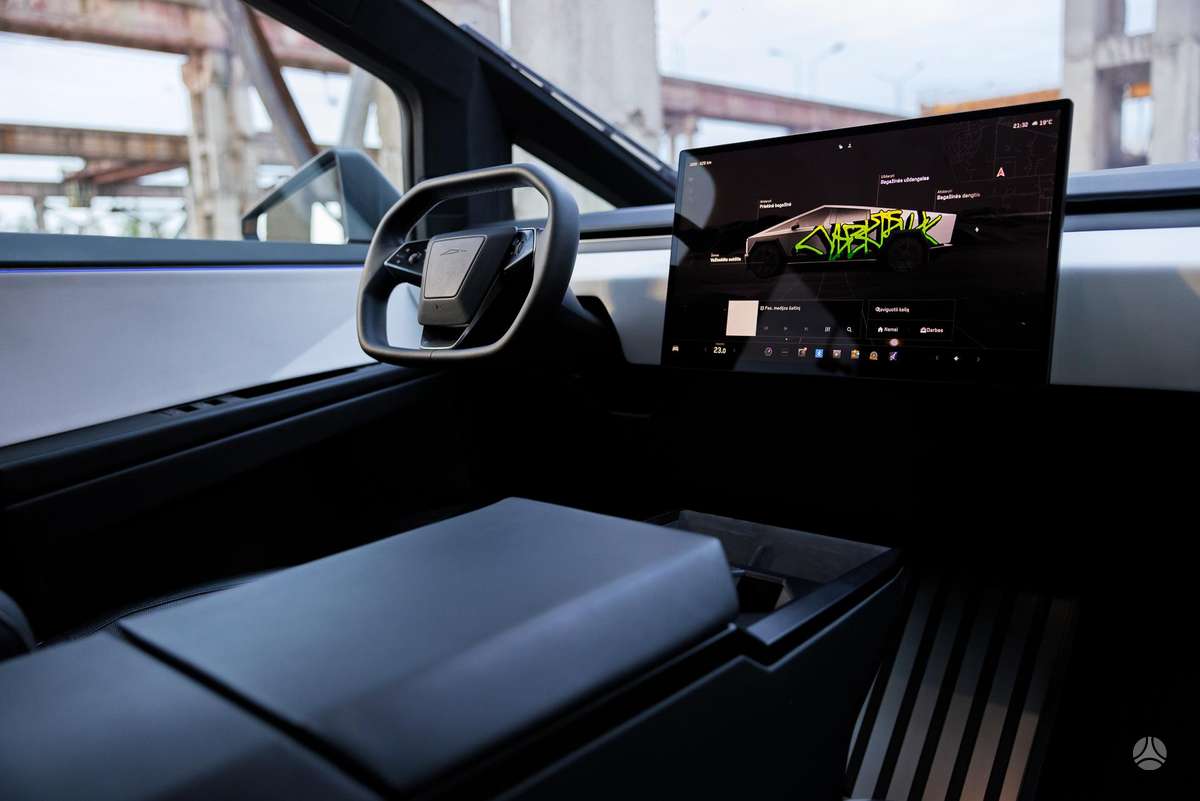 Tesla Cybertruck - 6