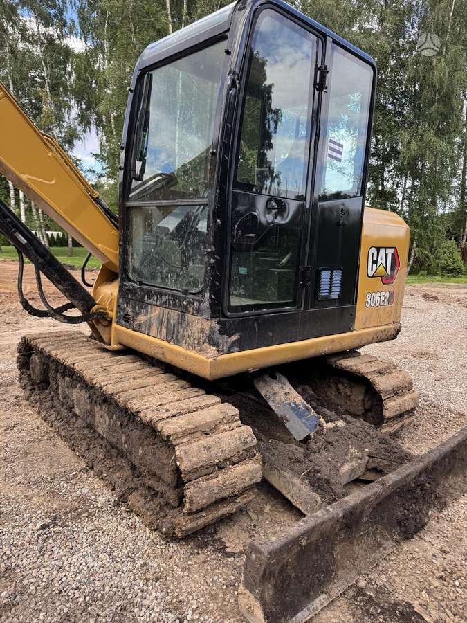 Caterpillar 306, мини-экскаваторы