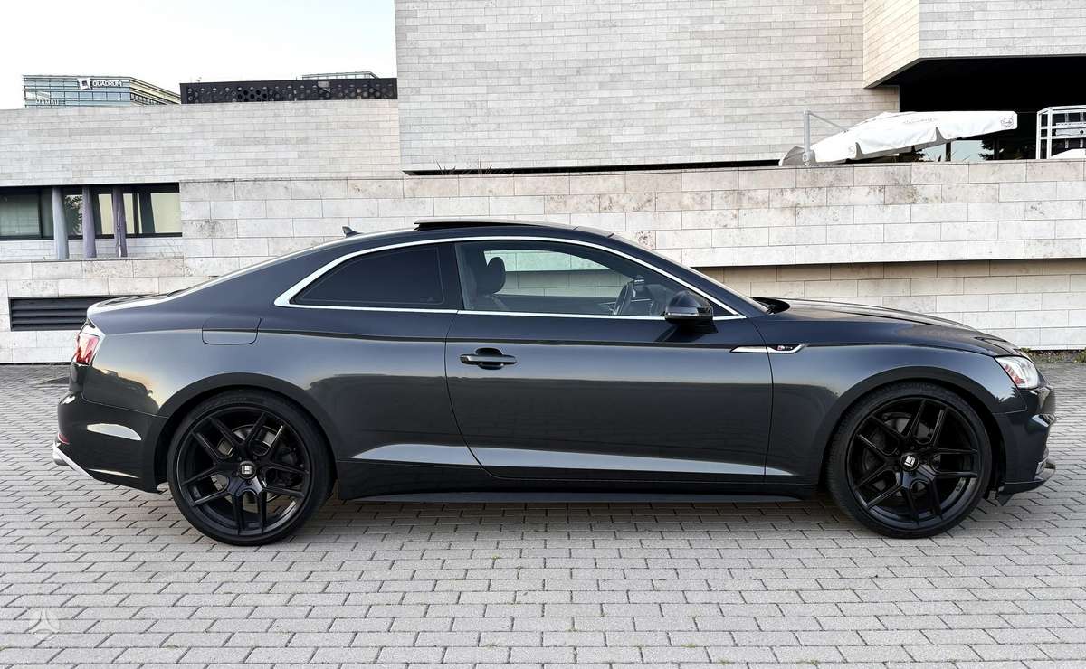 Audi A5, 2.0 l., coupe