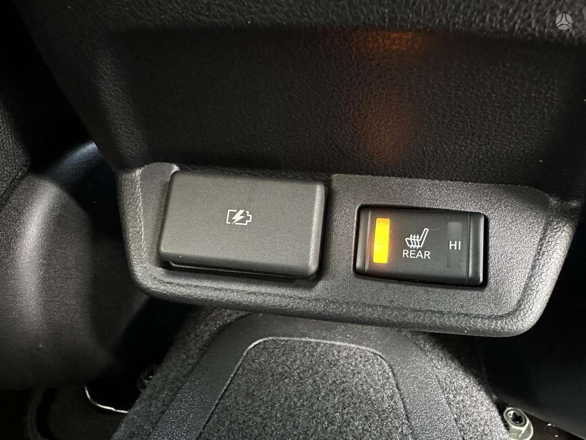 Nissan Leaf, 40 kWh, hatchback