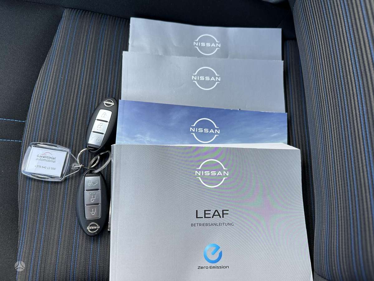 Nissan Leaf, 40 kWh, hatchback