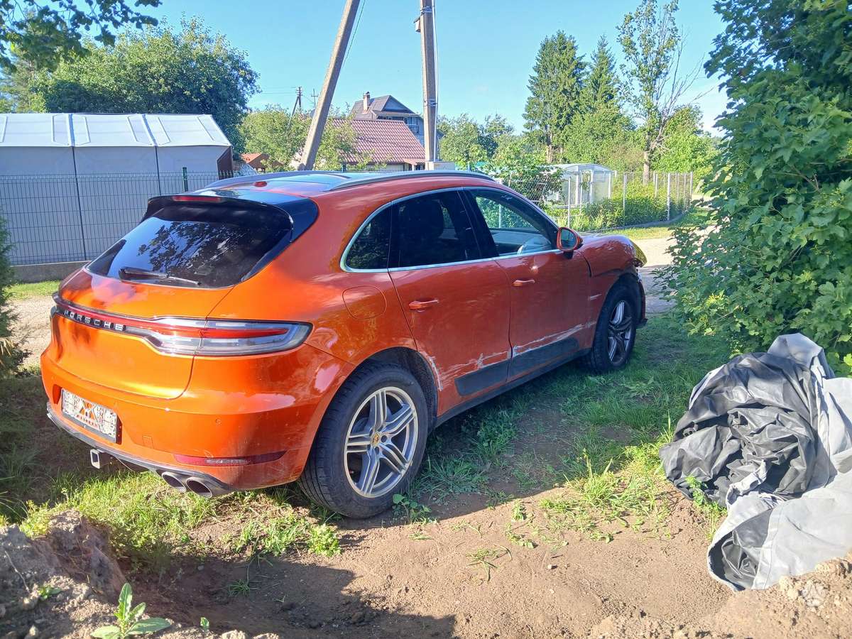 Porsche Macan - 5