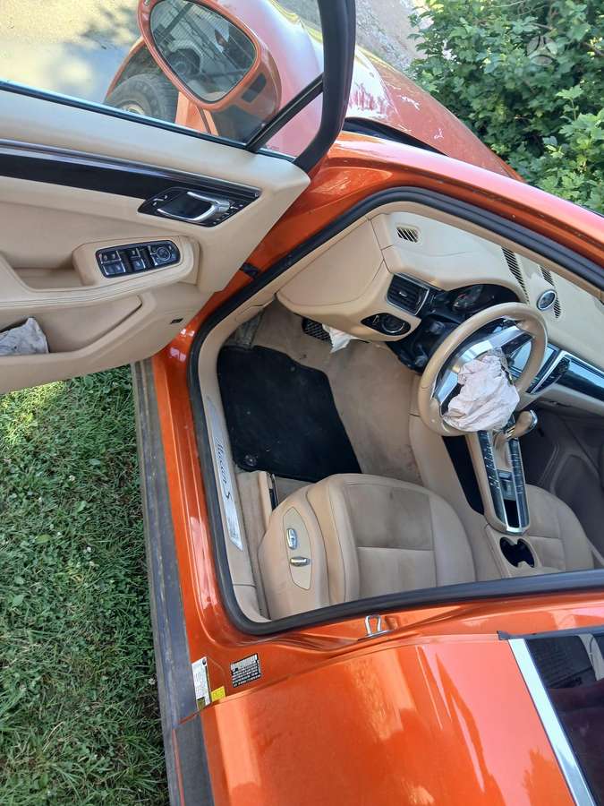 Porsche Macan - 4