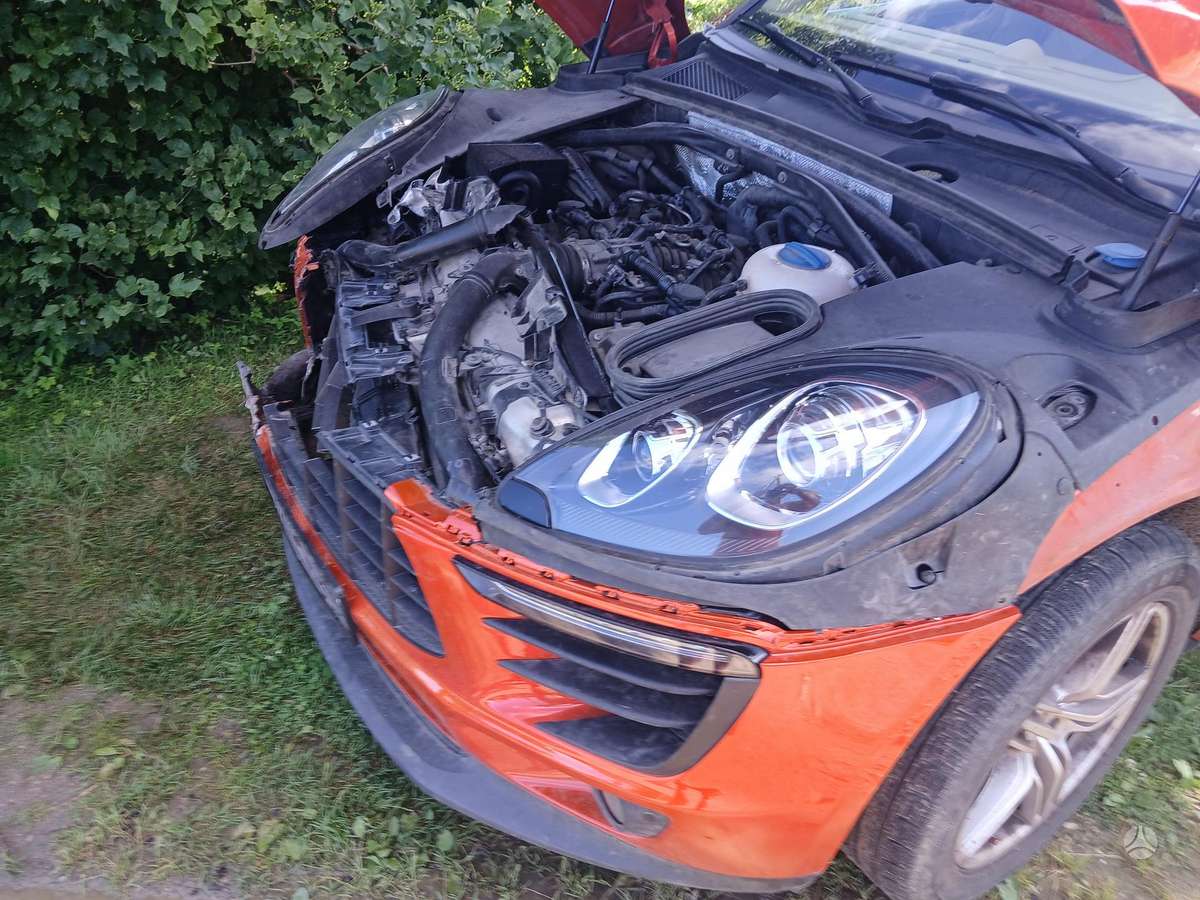 Porsche Macan - 6