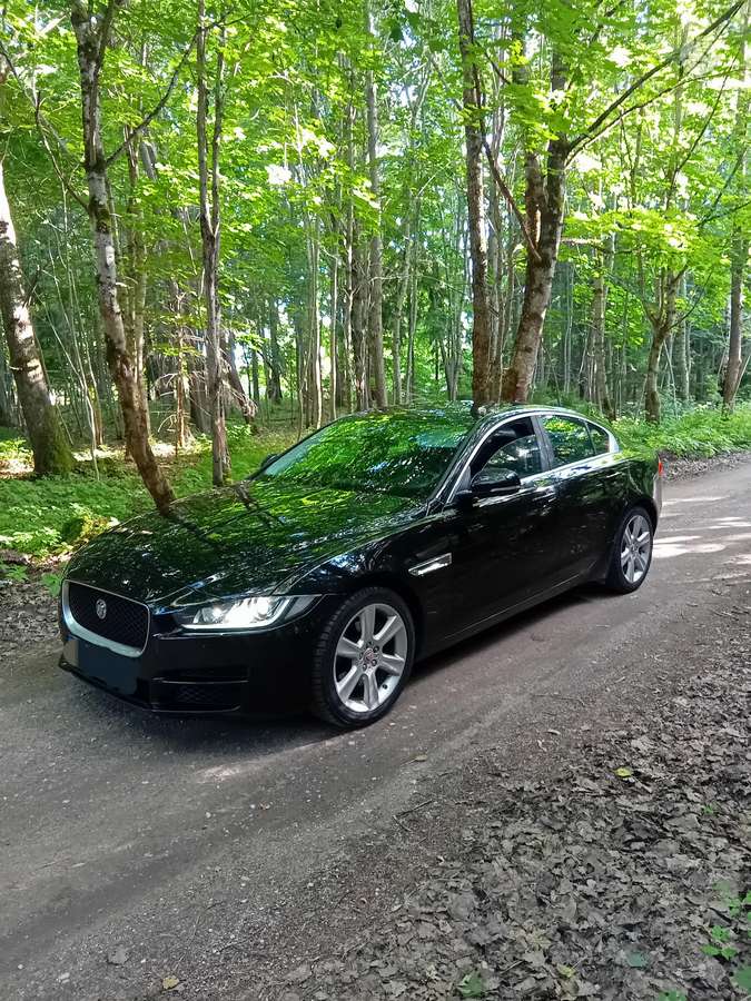 Jaguar XE, 2.0 l., Седан