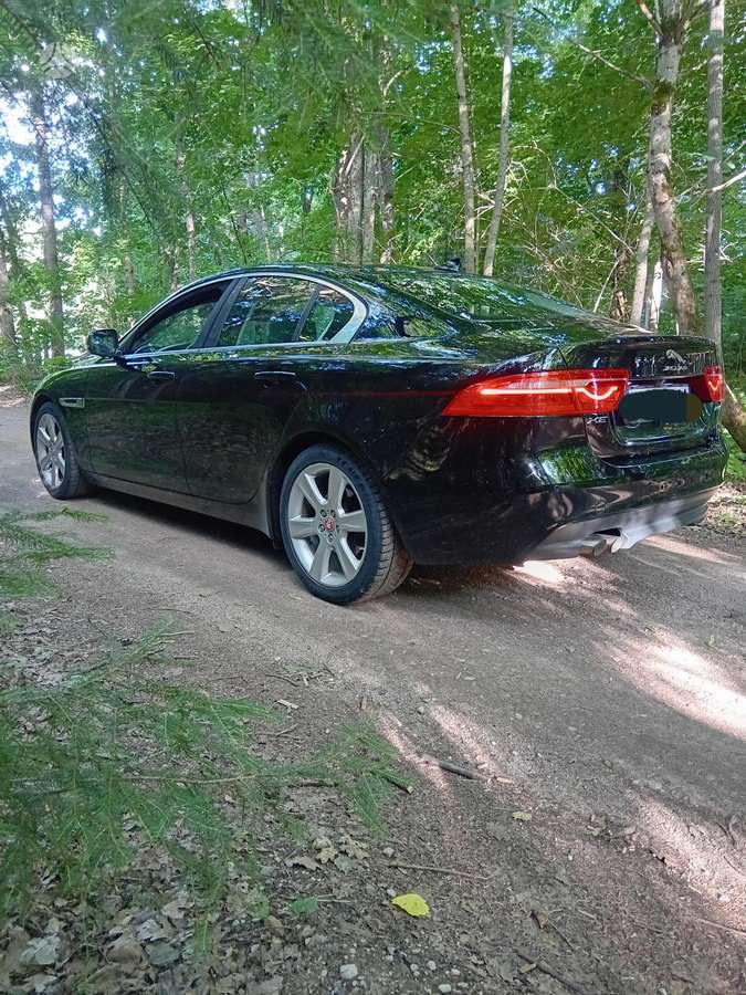 Jaguar XE, 2.0 l., Седан